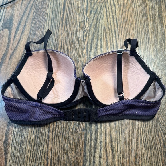 Victoria’s Secret lace dream angels lined Demi bra size 34C - Picture 3 of 5